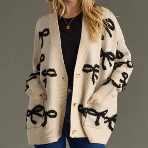 Chic Black and Cream Bow Cardigan